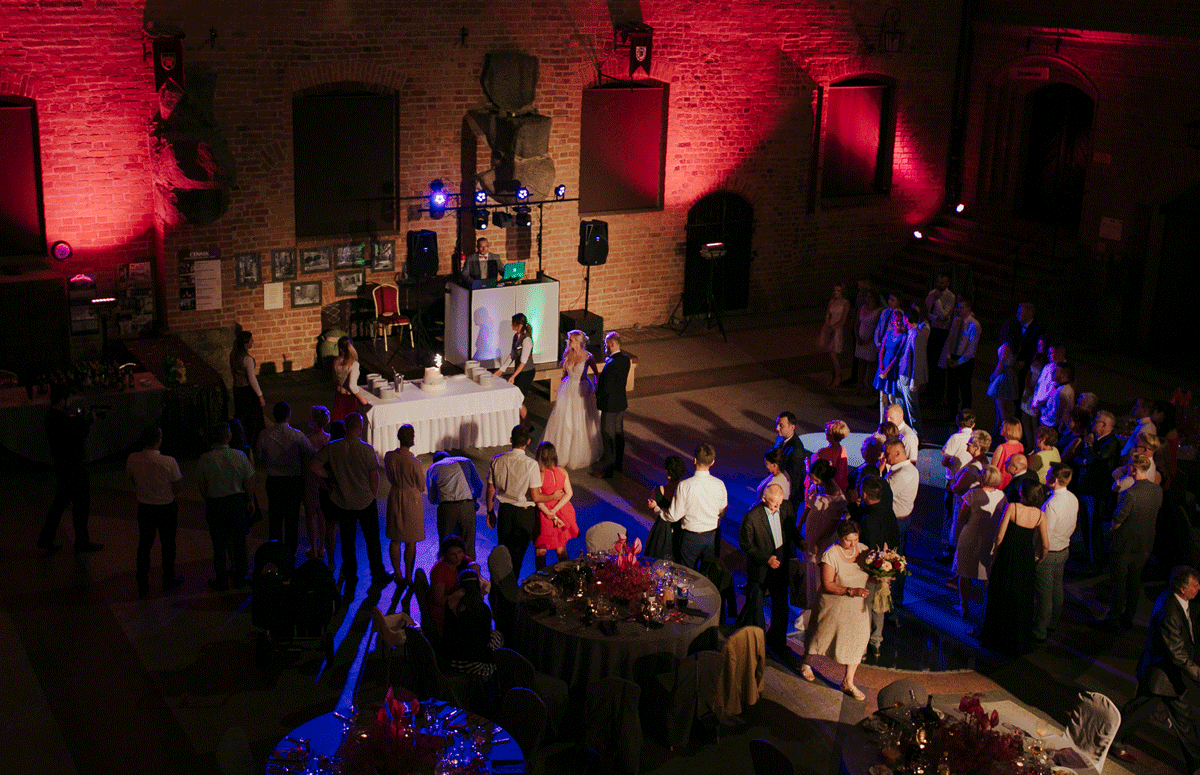 wesele w zamku gniew